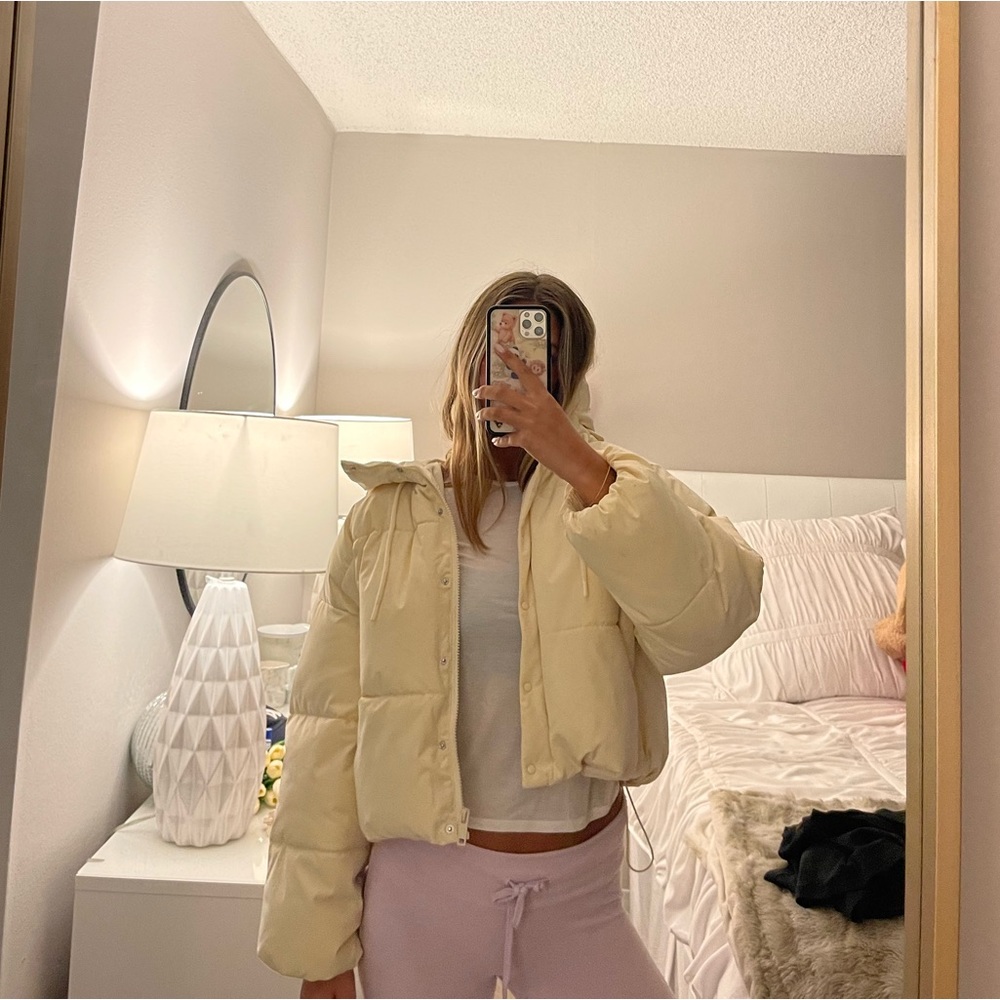 Zara cream puffer